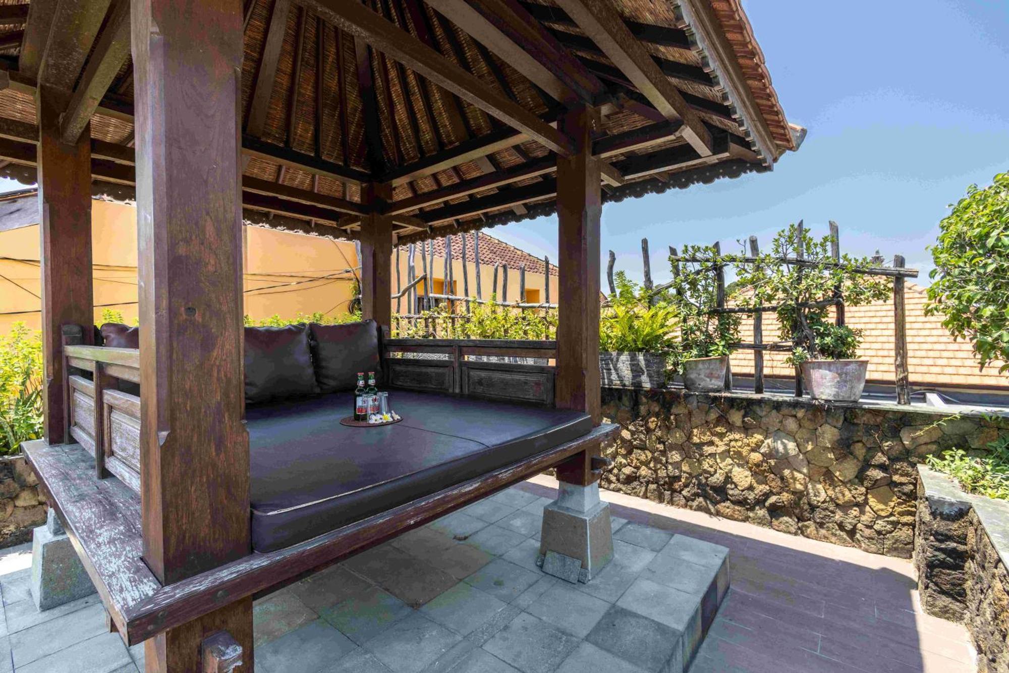 Villa Nesanur - Comfortable & Spacious Beachside Sanur Exteriér fotografie